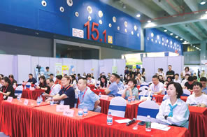 第五屆中醫(yī)外治法大會(huì)暨省民間中醫(yī)藥學(xué)研究會(huì)會(huì)員換屆大會(huì)